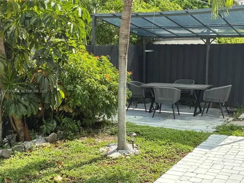 3261 Oleander Way Lauderdale By The Sea FL 33062