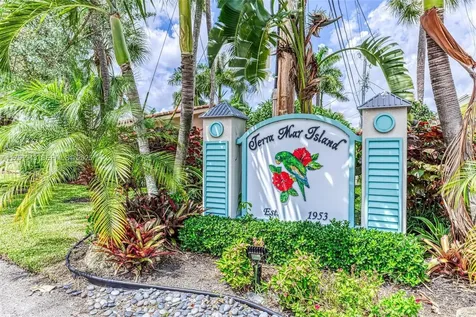 3261 Oleander Way Lauderdale By The Sea FL 33062