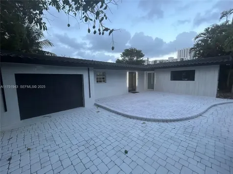 3261 Oleander Way Lauderdale By The Sea FL 33062