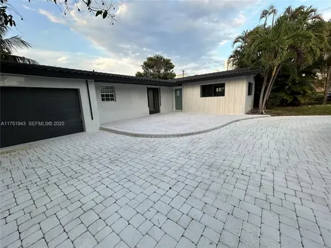 3261 Oleander Way Lauderdale By The Sea FL 33062