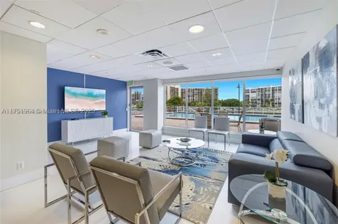 3001 S Ocean Drive Hollywood FL 33019