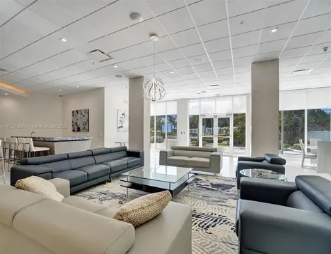3001 S Ocean Drive Hollywood FL 33019