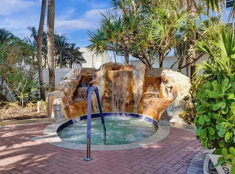 3001 S Ocean Drive Hollywood FL 33019