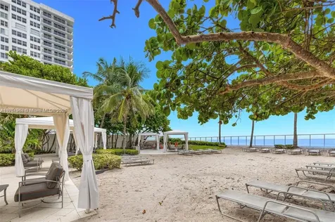 3001 S Ocean Drive Hollywood FL 33019