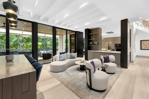 2555 Regatta Avenue Miami Beach FL 33140