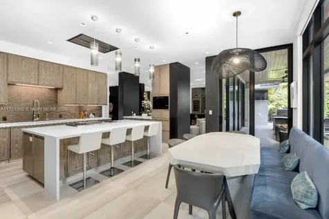 2555 Regatta Avenue Miami Beach FL 33140