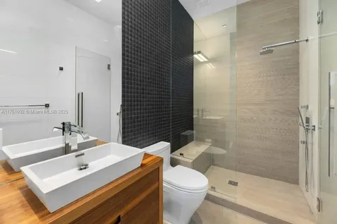 2555 Regatta Avenue Miami Beach FL 33140