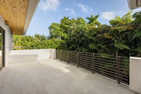 2555 Regatta Avenue Miami Beach FL 33140