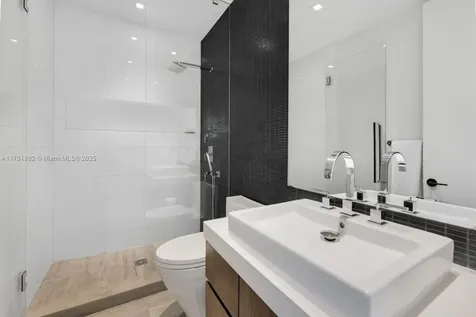 2555 Regatta Avenue Miami Beach FL 33140