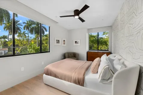2555 Regatta Avenue Miami Beach FL 33140