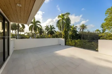 2555 Regatta Avenue Miami Beach FL 33140