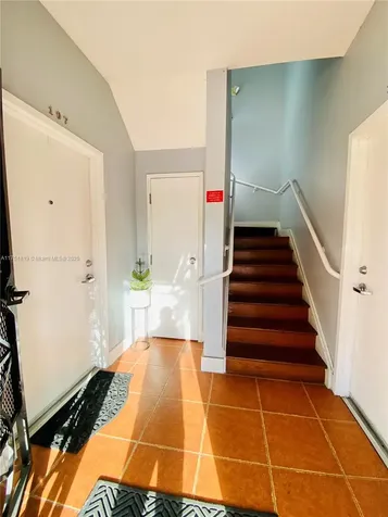 200 Azure Way Miami Springs FL 33166