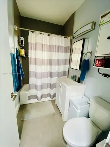 200 Azure Way Miami Springs FL 33166