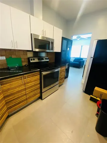 200 Azure Way Miami Springs FL 33166