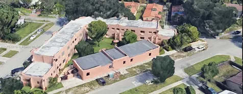 200 Azure Way Miami Springs FL 33166