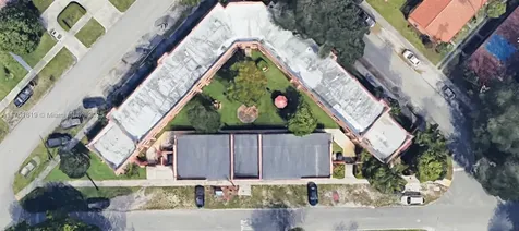 200 Azure Way Miami Springs FL 33166