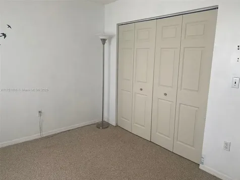5868 SW 163rd Avenue Miami FL 33193