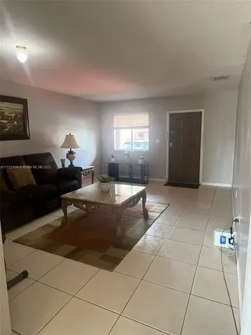 5868 SW 163rd Avenue Miami FL 33193