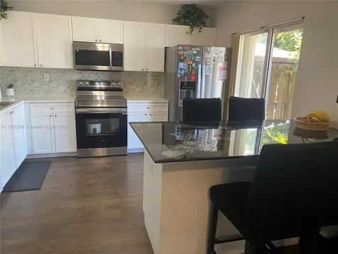 5868 SW 163rd Avenue Miami FL 33193