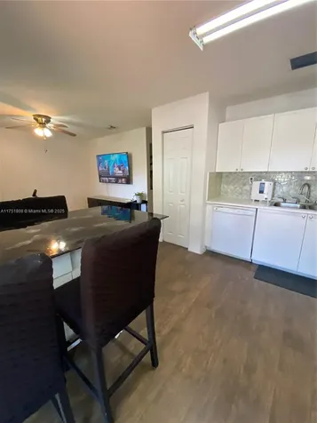 5868 SW 163rd Avenue Miami FL 33193
