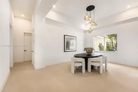 11189 SW 78th Avenue Pinecrest FL 33156