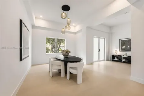 11189 SW 78th Avenue Pinecrest FL 33156