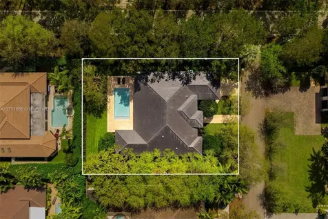 11189 SW 78th Avenue Pinecrest FL 33156