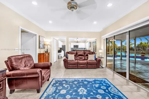 4941 SW 104th Terrace Cooper City FL 33328