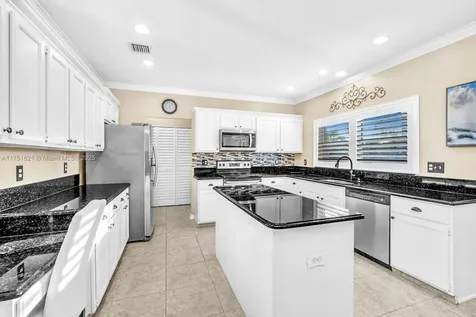 4941 SW 104th Terrace Cooper City FL 33328