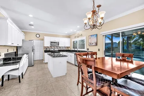 4941 SW 104th Terrace Cooper City FL 33328