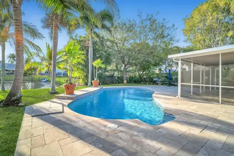 4941 SW 104th Terrace Cooper City FL 33328