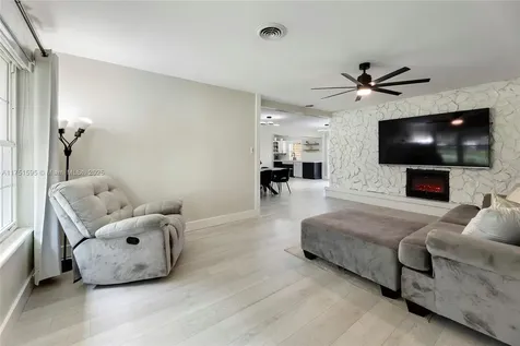 1970 SW 115th Avenue Davie FL 33325