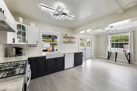 1970 SW 115th Avenue Davie FL 33325