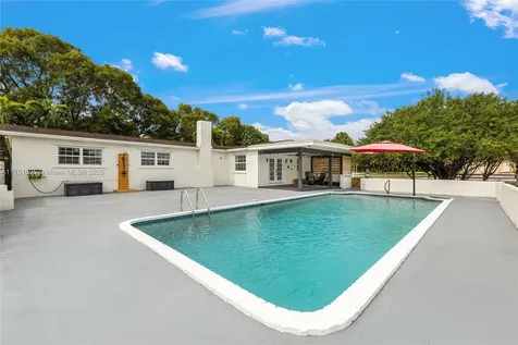 1970 SW 115th Avenue Davie FL 33325