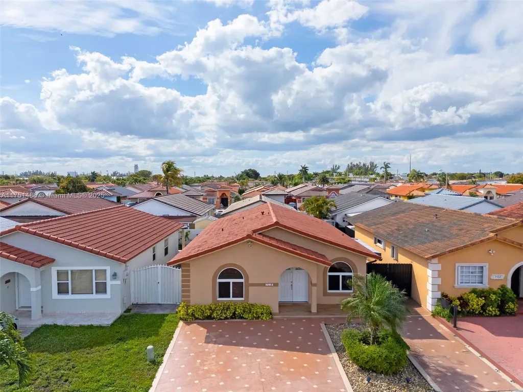 7118 W 30th Court Hialeah FL 33018
