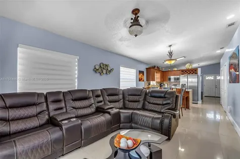 7118 W 30th Court Hialeah FL 33018
