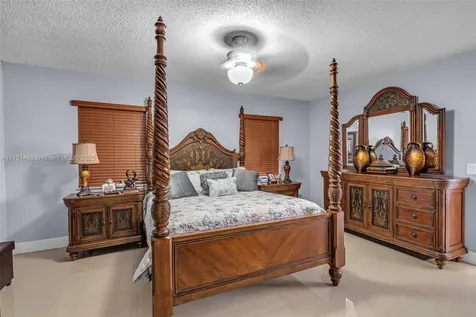 7118 W 30th Court Hialeah FL 33018