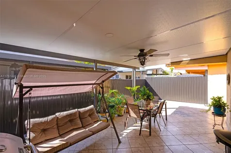 7118 W 30th Court Hialeah FL 33018