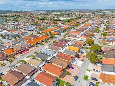 7118 W 30th Court Hialeah FL 33018