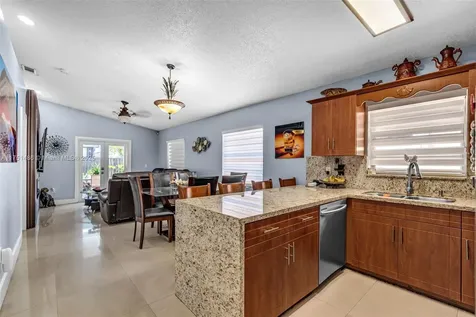 7118 W 30th Court Hialeah FL 33018