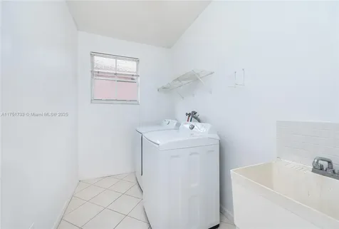 934 Bluewood Terrace Weston FL 33327