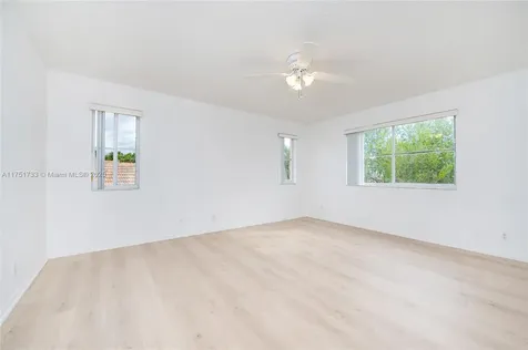 934 Bluewood Terrace Weston FL 33327