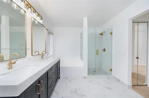 934 Bluewood Terrace Weston FL 33327