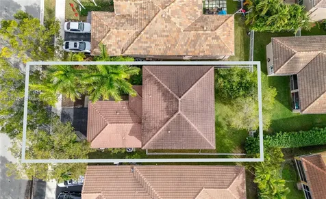 934 Bluewood Terrace Weston FL 33327