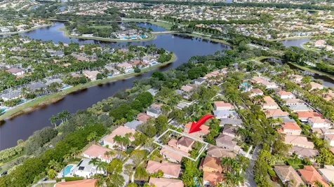 934 Bluewood Terrace Weston FL 33327