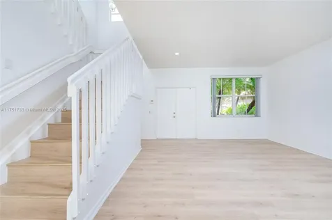 934 Bluewood Terrace Weston FL 33327