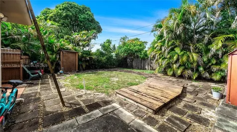 1025 NW 128th Street North Miami FL 33168