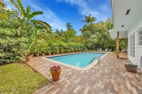 14345 SW 72nd Court Palmetto Bay FL 33158
