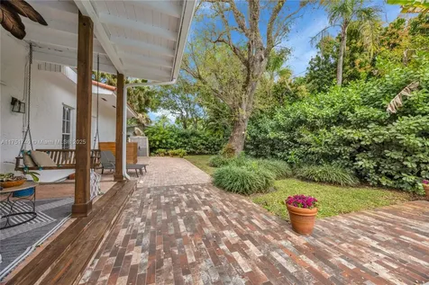 14345 SW 72nd Court Palmetto Bay FL 33158