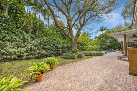 14345 SW 72nd Court Palmetto Bay FL 33158
